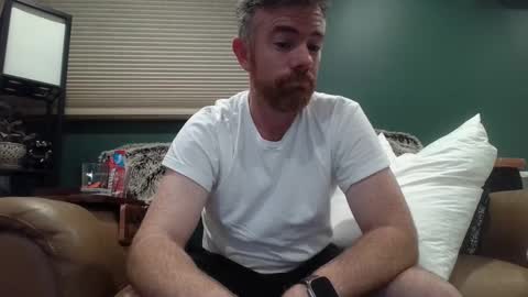 Snapshot of freddypj chatting on September 30, 2:40 am Freddy online show from September 30, 2:40 am