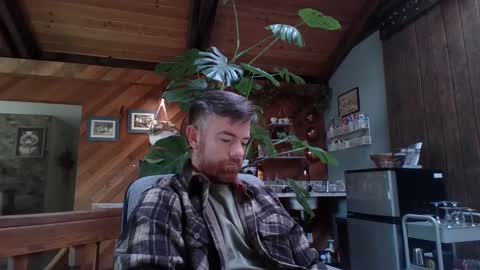 Snapshot of freddypj chatting on September 25, 9:24 pm Freddy online show from September 25, 9:24 pm