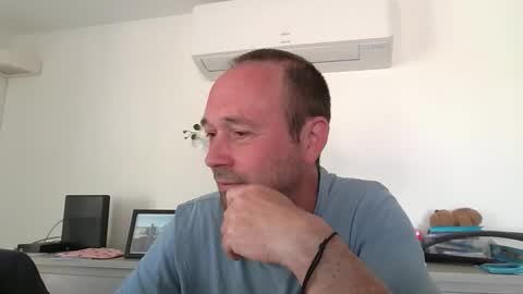 fredodu41 online show from April 19, 2:05 pm