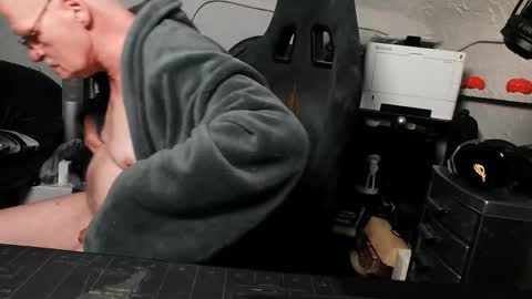 freecamdick online show from June 7, 5:36 am