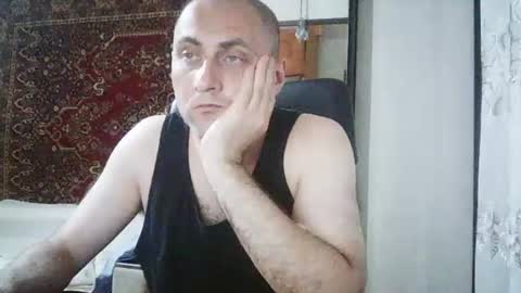 freeeman90 online show from June 15, 8:45 pm