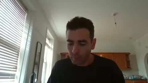 Snapshot of frenchbdmaninlondon chatting on October 5, 1:37 pm Horny Paul online show from October 5, 1:37 pm