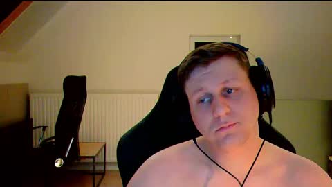 French fries online show from October 4, 6:35 pm