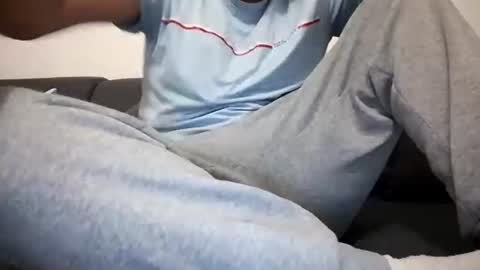 Horny french hard online show from March 12, 7:49 pm