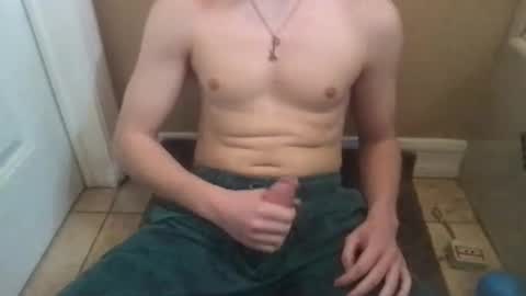 Snapshot of freshbull123 chatting on December 18, 7:52 pm Freshbull123 online show from December 18, 7:52 pm
