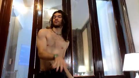 freyrvik online show from December 2, 4:10 pm