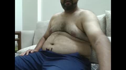 Snapshot of fruti_loops chatting on January 8, 5:59 pm fruti loops Bull online show from January 8, 5:59 pm