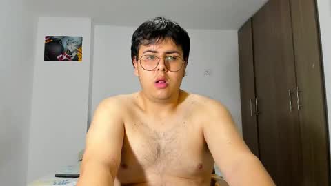 uwu online show from December 21, 11:57 pm