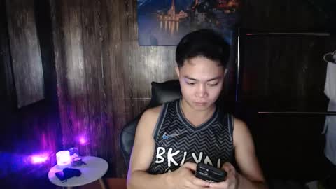 Zack online show from May 11, 2:13 am
