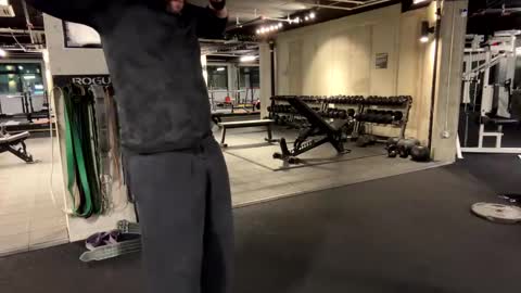 Snapshot of fuckyeahcoach chatting on February 16, 8:32 am Muscle Bear Jock in Training online show from February 16, 8:32 am
