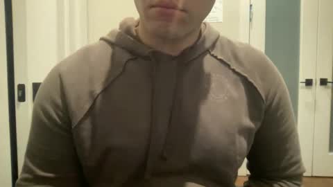 Snapshot of fuckyeahcoach chatting on March 4, 8:46 am Muscle Bear Jock in Training online show from March 4, 8:46 am