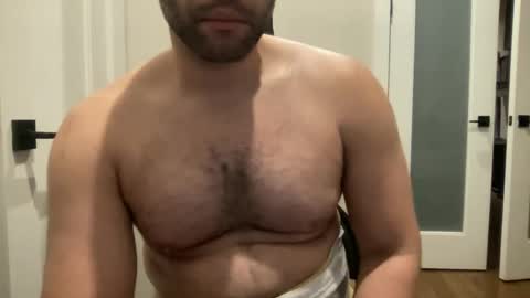 Snapshot of fuckyeahcoach chatting on January 16, 10:32 am Muscle Bear Jock in Training online show from January 16, 10:32 am