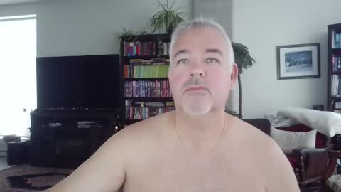 fullastars online show from October 31, 2:31 pm