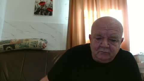 fullballs6 online show from February 19, 6:54 am