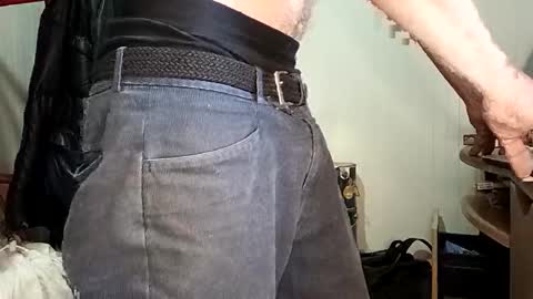 Italian men online show from April 28, 11:59 am