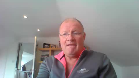 Snapshot of funtime88888 chatting on February 19, 2:34 pm funtime88888 online show from February 19, 2:34 pm