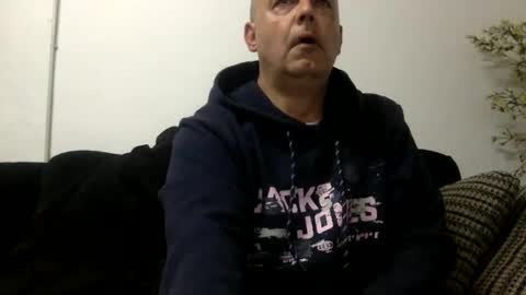 futbolin95 online show from April 8, 11:35 pm