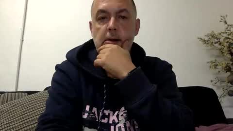 futbolin95 online show from January 8, 12:05 am