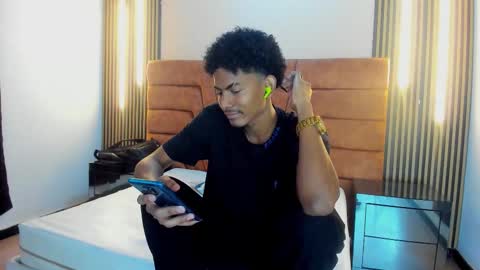 fykmor online show from December 13, 7:42 pm