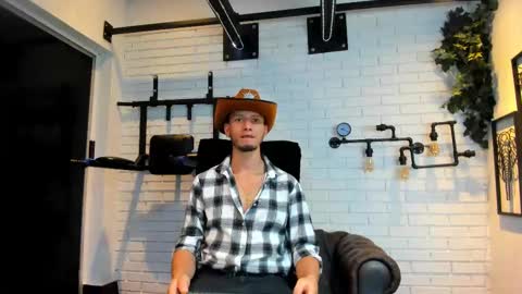 gabrieldraven online show from September 27, 9:34 pm