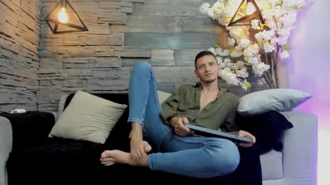 gabrieldraven online show from September 19, 10:20 pm