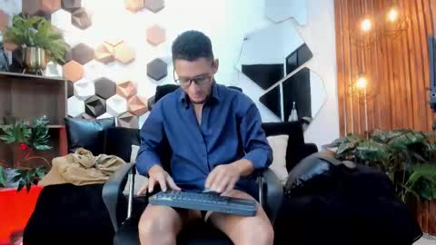 gabrieldraven online show from October 8, 10:25 pm