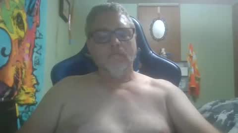Snapshot of gadude45 chatting on September 13, 4:46 am gadude45 online show from September 13, 4:46 am