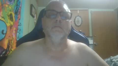 Snapshot of gadude45 chatting on September 21, 2:01 am gadude45 online show from September 21, 2:01 am