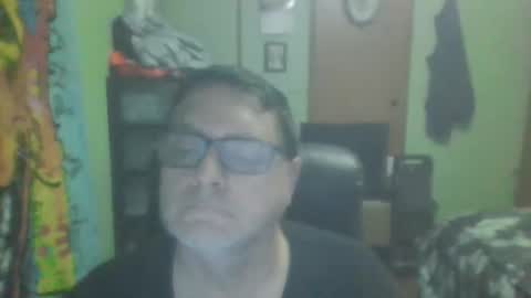 Snapshot of gadude45 chatting on January 6, 3:31 am gadude45 online show from January 6, 3:31 am
