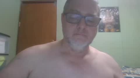 Snapshot of gadude45 chatting on February 14, 5:51 am gadude45 online show from February 14, 5:51 am
