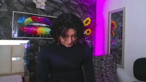 Snapshot of gael__david chatting on January 24, 3:11 am Gael online show from January 24, 3:11 am