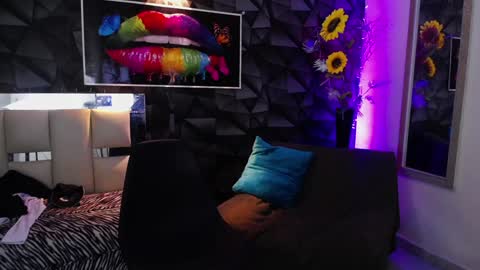 Snapshot of gael__david chatting on December 20, 4:31 am Gael online show from December 20, 4:31 am
