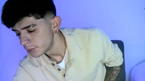 Gael Garca online show from March 10, 4:18 am