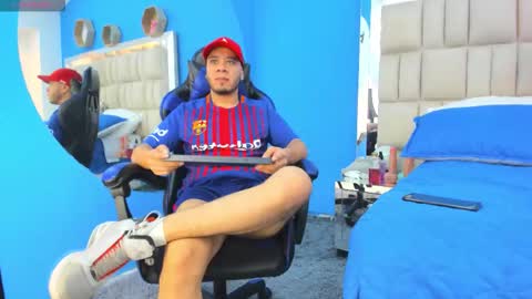 Snapshot of garcia_jacob_ chatting on October 6, 7:51 pm garcia_jacob_ online show from October 6, 7:51 pm
