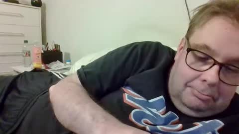 Gary online show from April 21, 2:51 am