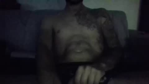 Snapshot of garyreal1990 chatting on October 14, 4:36 pm garyreal1990 online show from October 14, 4:36 pm