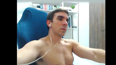 Snapshot of gatosarado23 chatting on October 9, 3:00 am gatosarado23 online show from October 9, 3:00 am