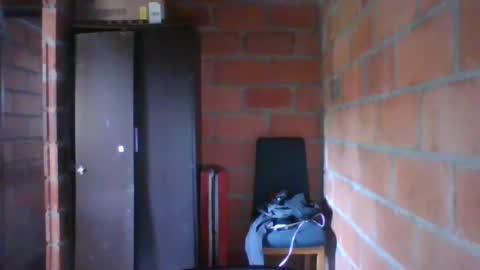 Snapshot of gattitosexy_95 chatting on February 20, 4:25 pm gattitosexy_95 online show from February 20, 4:25 pm