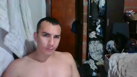 Snapshot of gattitosexy_95 chatting on January 2, 11:49 pm gattitosexy_95 online show from January 2, 11:49 pm