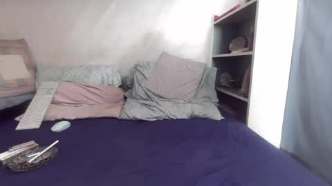 Snapshot of gayrobbin chatting on September 16, 7:04 pm gayrobbin online show from September 16, 7:04 pm