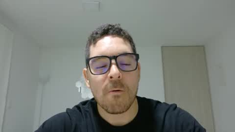 genesis_wb online show from April 21, 3:56 am