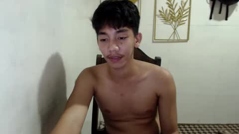 Snapshot of gentlemanlustx chatting on September 17, 7:04 pm Rayl online show from September 17, 7:04 pm