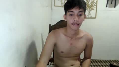 Snapshot of gentlemanlustx chatting on September 13, 2:40 pm Rayl online show from September 13, 2:40 pm