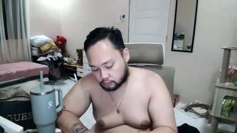 Snapshot of geohgreat chatting on October 28, 11:40 pm ChubbyG online show from October 28, 11:40 pm