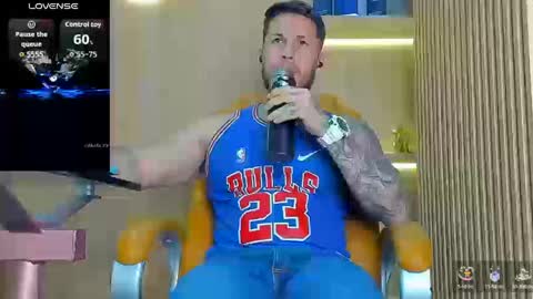 Snapshot of george_diesell_ chatting on September 10, 11:14 pm George online show from September 10, 11:14 pm