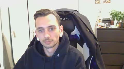 georgek0011 online show from October 9, 7:52 pm