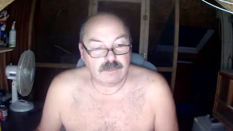 Snapshot of germany_50 chatting on September 18, 4:25 am germany_50 online show from September 18, 4:25 am