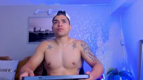 Snapshot of gerson_zt chatting on September 29, 6:59 pm im Gerson online show from September 29, 6:59 pm