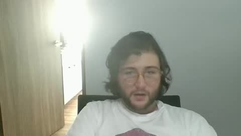 Snapshot of ghardh3 chatting on March 6, 7:43 pm ghardh3 online show from March 6, 7:43 pm