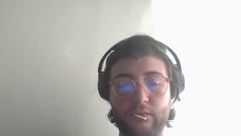 Snapshot of ghardh3 chatting on December 3, 10:40 pm ghardh3 online show from December 3, 10:40 pm